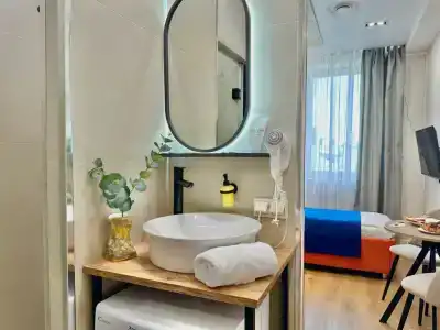 Travelto Petrovskiy Park - 52