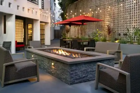 Courtyard by Marriott Los Angeles Century City/Beverly Hills - 19