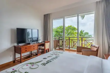 Hulhule Island - 80