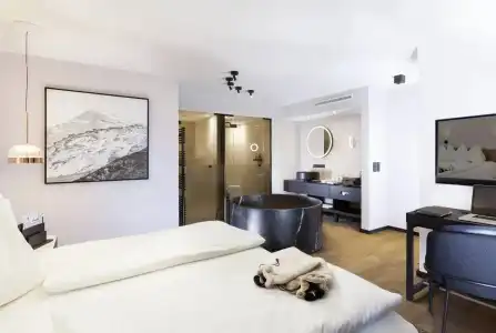 Das Innsbruck - 13