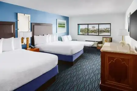 Coco Key & Water Park Resort - 6