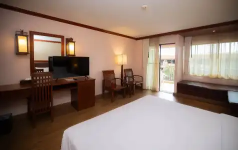 Baumanburi Patong - 89