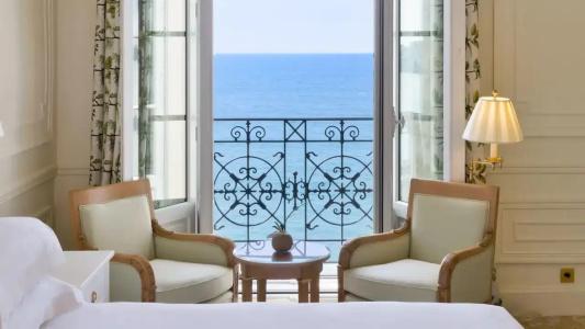 Hôtel du Palais - 71
