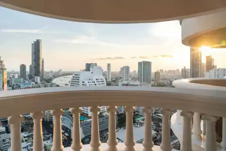 lebua at State Tower - 76