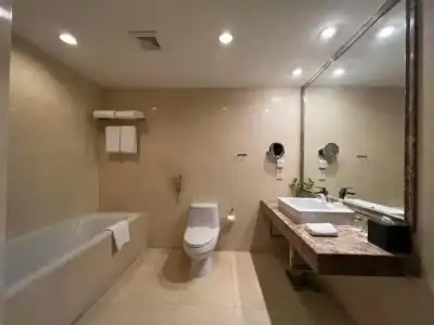 Howard Johnson Paragon Beijing - 42
