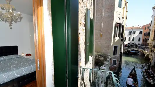 Da Bruno Homes - 102