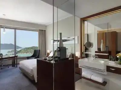 Novotel Citygate Hong Kong - 36