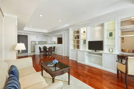 Centre Point Plus Silom - 63