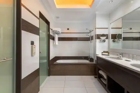 La Marquise Luxury Resort Complex - 67
