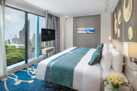 Solitaire Bangkok Sukhumvit 11 - 45