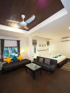 Southern Lanta Resort - 12