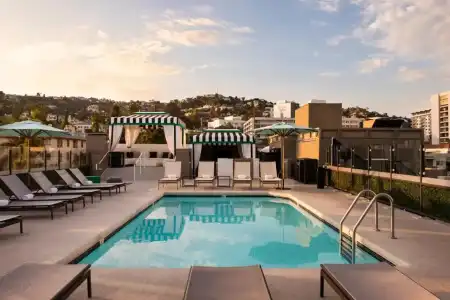 Chamberlain West Hollywood - 21