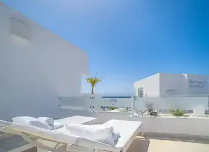 Lani's Suites de Luxe - 65