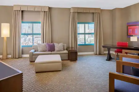 Embassy Suites by Hilton San Diego Bay Downtown - 90