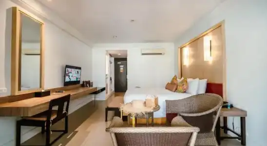 Sawaddi Patong Resort & Spa by Tolani - 50