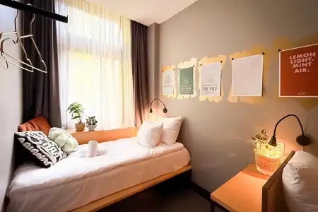 De Pijp Boutique - 38