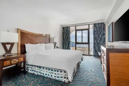 Hilton Grand Vacations Club at Hilton Hawaiian Village - 76