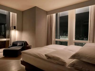 Equinox New York - 90