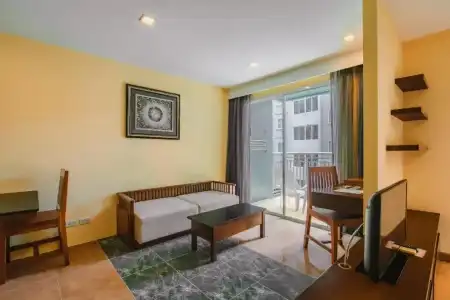 Elite Suites Patong - 18