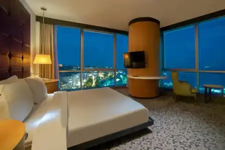 DoubleTree By Hilton Istanbul Moda - 61