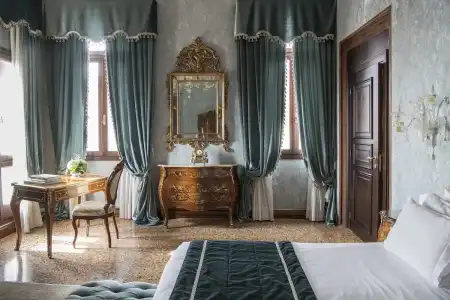 Nani Mocenigo Palace - 97