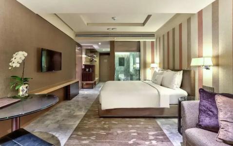 DoubleTree by Hilton Sukhumvit - 1