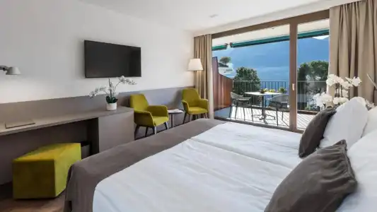 & LOUNGE LAGO MAGGIORE - 50