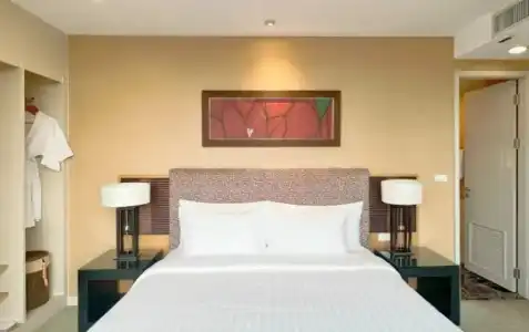 Urbana Sathorn - 71