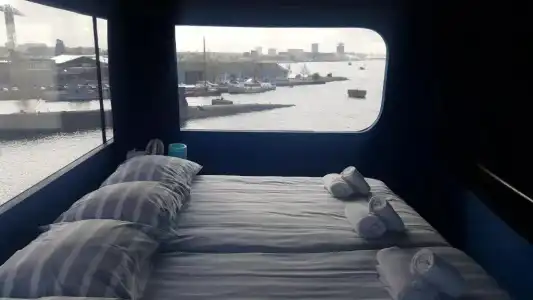 Botel - 59