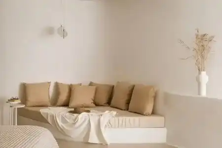 Lovia - 89