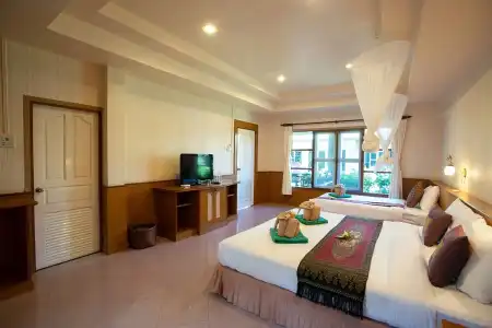 Southern Lanta Resort - 76