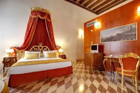 Dona Palace - 149