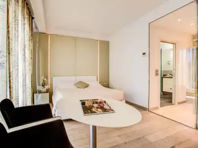 Premier & Suites - 43