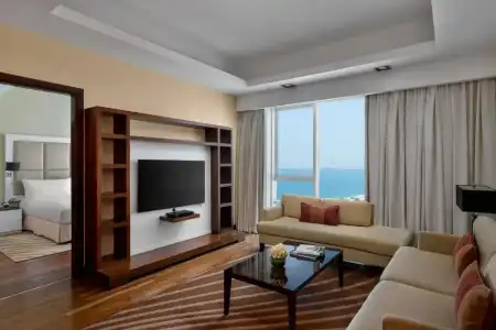 La Suite Dubai & Apartments - 24