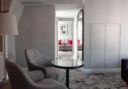 The Trafalgar St. James London, Curio Collection by Hilton - 16