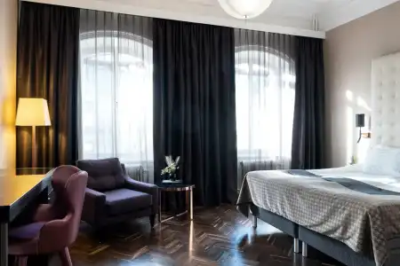 Elite Adlon - 46