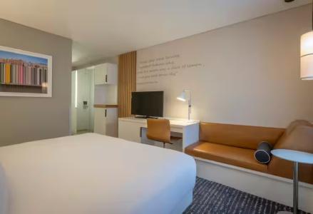 The Morrison Dublin, Curio Collection by Hilton - 36