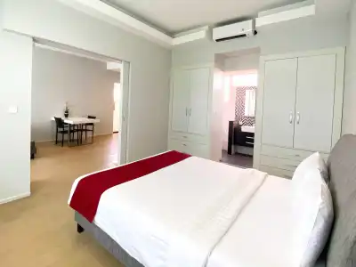 Coast Boutique Apartments - 32