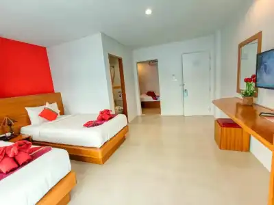 PJ Patong Resortel - 79