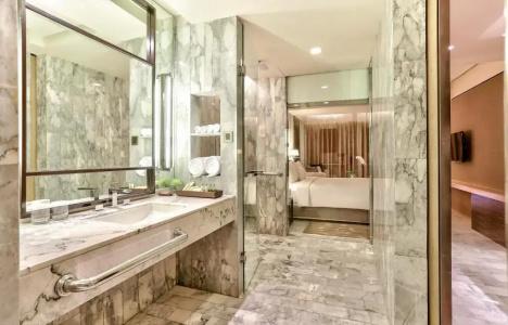 DoubleTree by Hilton Sukhumvit - 28