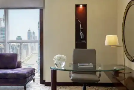 Dusit Thani - 24