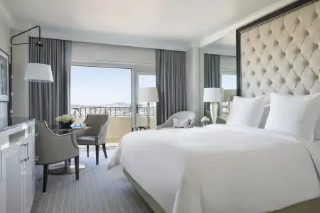 Four Seasons Los Angeles at Beverly Hills - 6