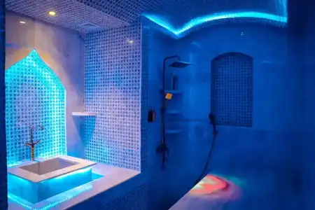 Cristal Abu Dhabi - 22