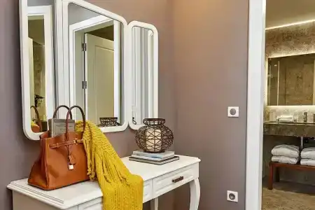 Renata Boutique - 74