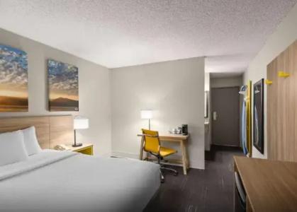 Days Inn & Suites by Wyndham Bozeman - 20