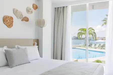 Suites Roc Portonova - 8