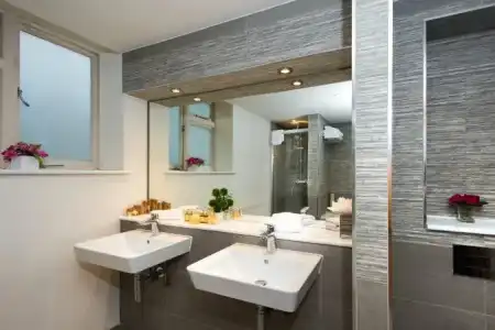 The Park City Grand Plaza Kensington - 66