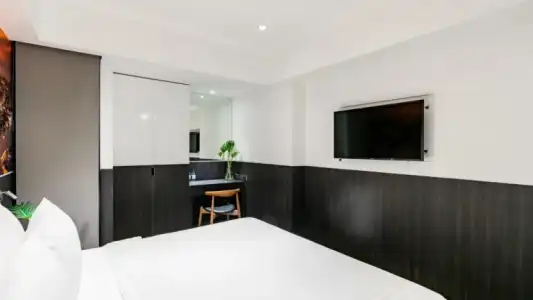 Galleria 12 Sukhumvit Bangkok by Compass Hospitality - 11