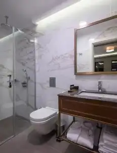 Azzap Galata - 38