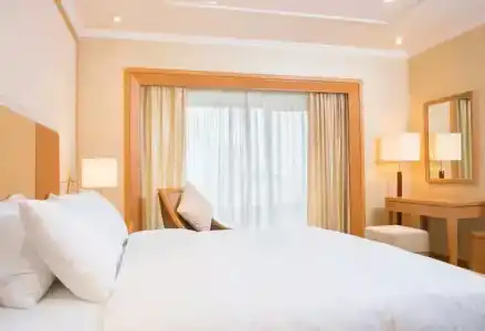 Hilton Garden Inn Hanoi - 48
